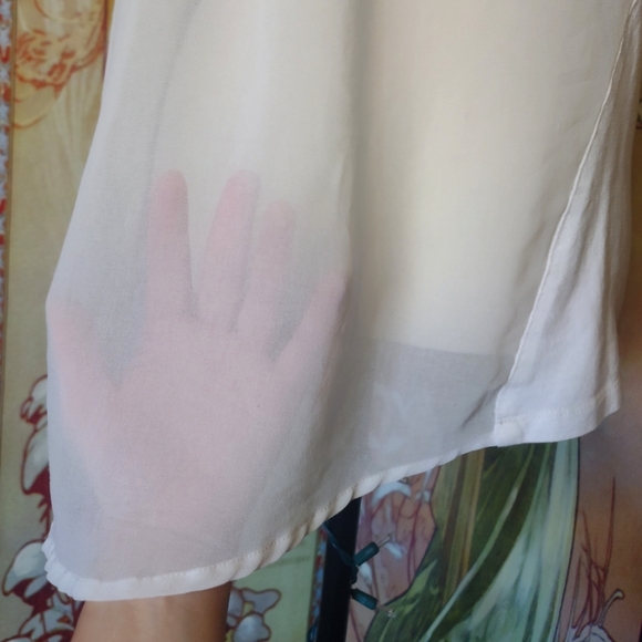 Forever 21 Medium White Tank Top with Sheer Back - Picture 3 of 5